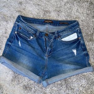 Dear John size 28 stretchy roll up denim shorts